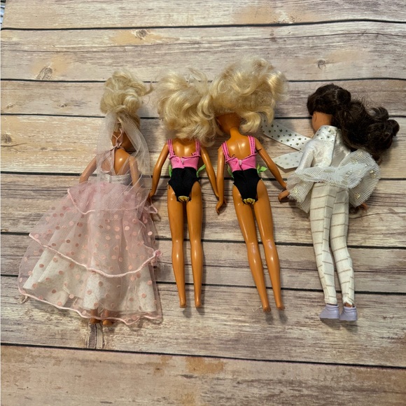 Vintage Barbie Skipper Dolls - Picture 5 of 16